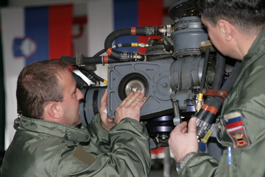 Vzdrževanje helikopterjev