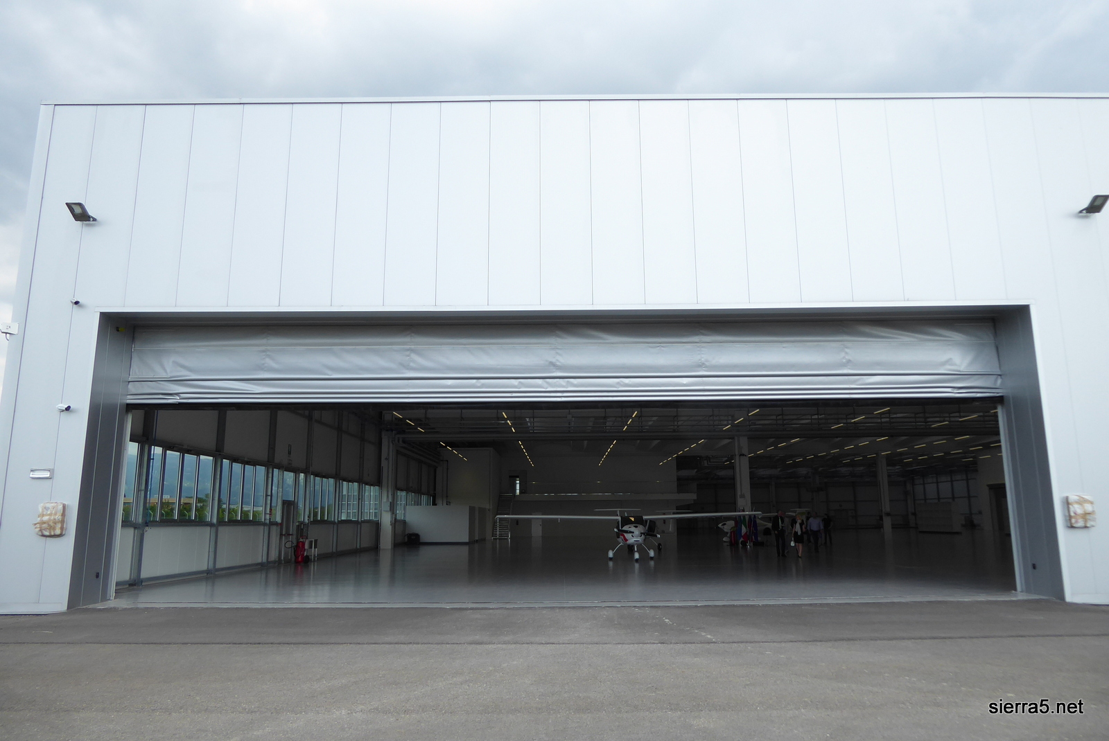 Tovarna se razteza na 6000m2