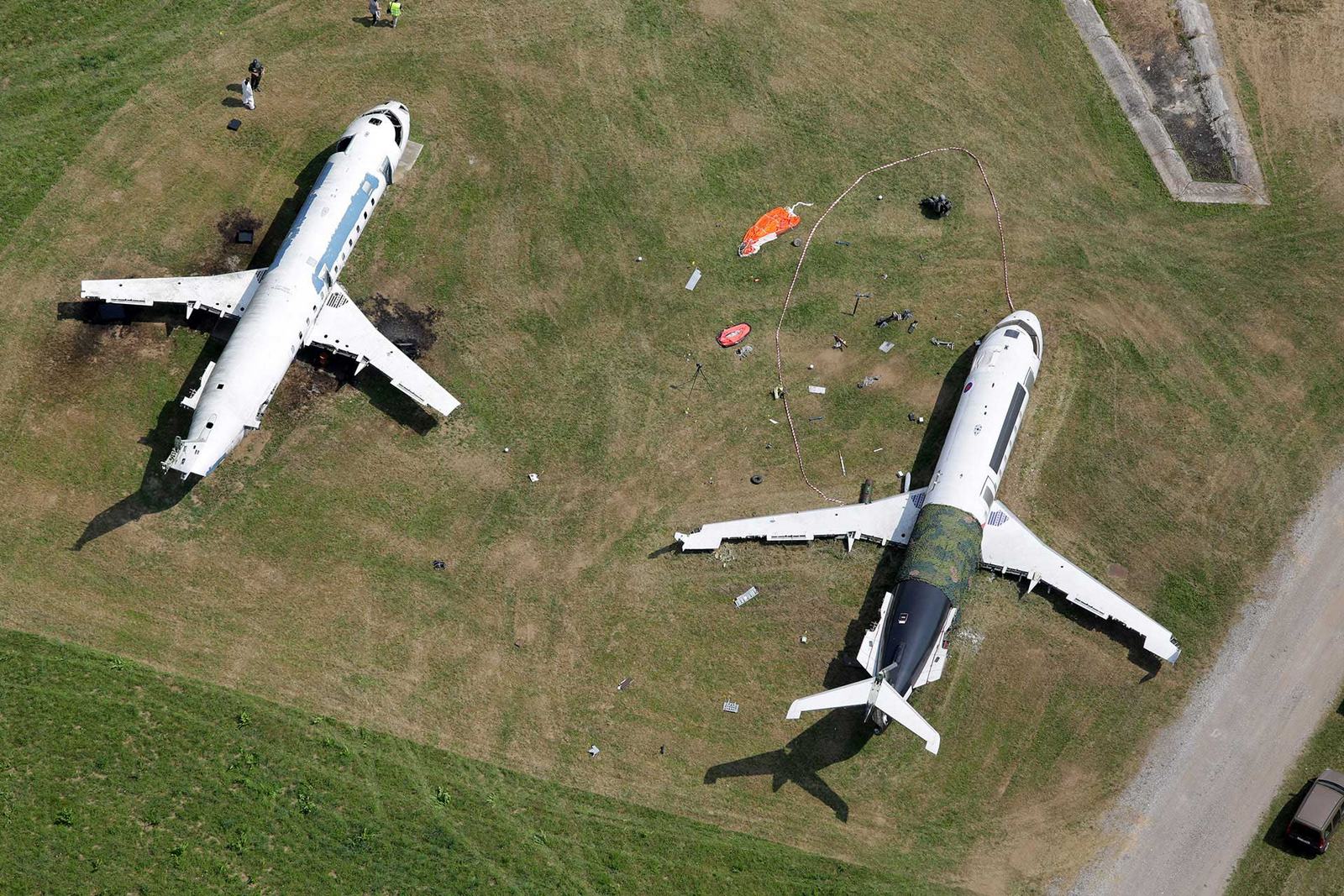 Scenarij je predvideval trk dveh letal