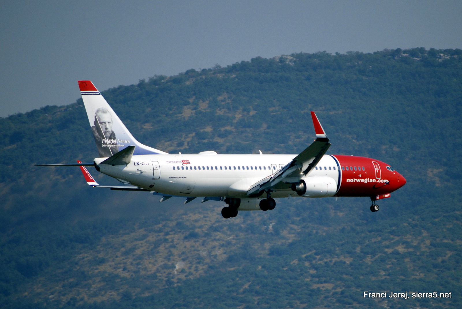 Norwegian B737