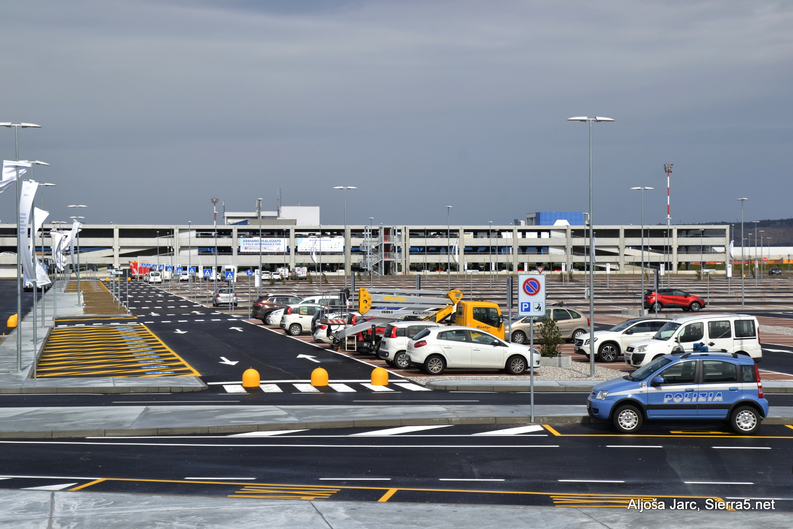 Nove parkirne površine