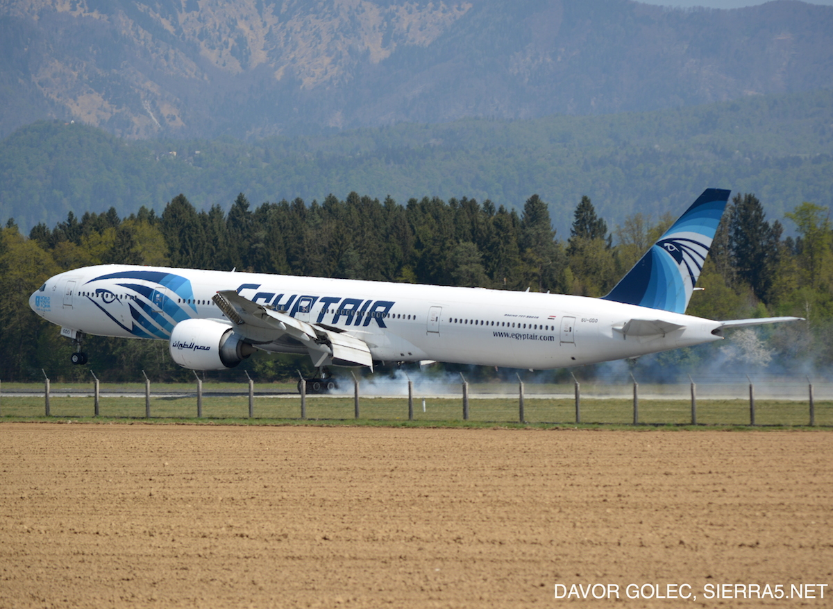 EgyptAir prvič v Sloveniji z Boeingom 773
