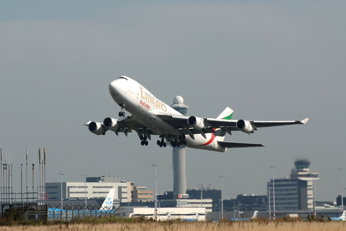 Vzlet Emirates Cargo B747 z letališča v Amsterdamu. Foto: Jan Jeraj, 2008