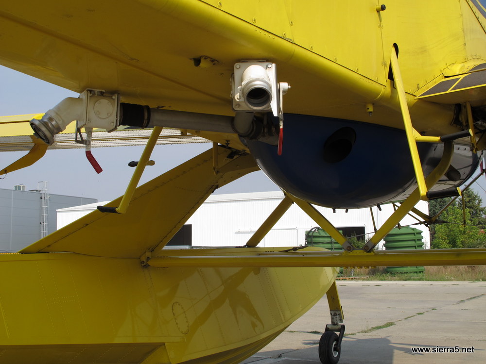 air_tractor_img_1342.jpg air_tractor_img_1342.jpg
