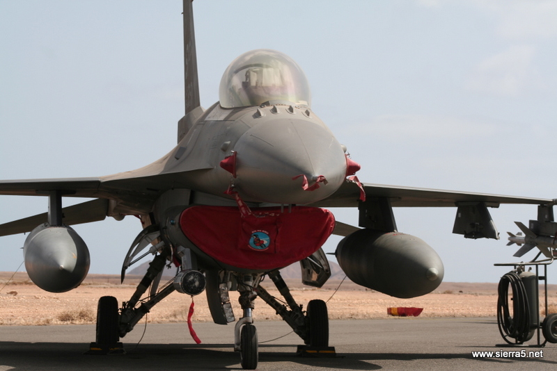 f-16_img_0503.jpg