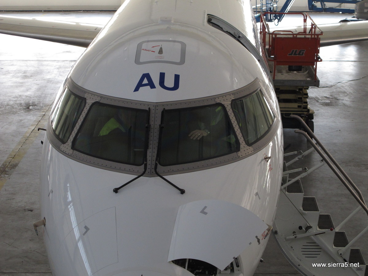 adr_crj_900_s5_aau_img_6190.jpg