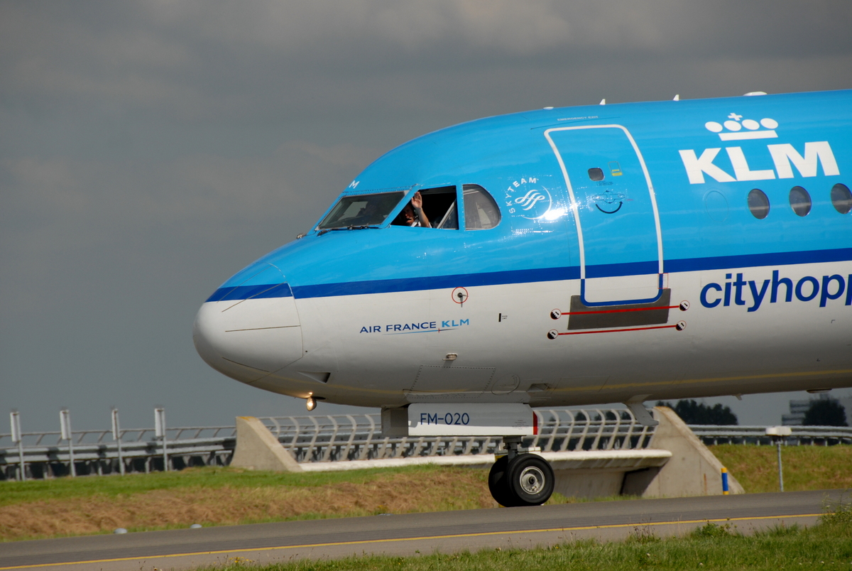 klm_cityhopper_fokker_100_dsc_0786.jpg