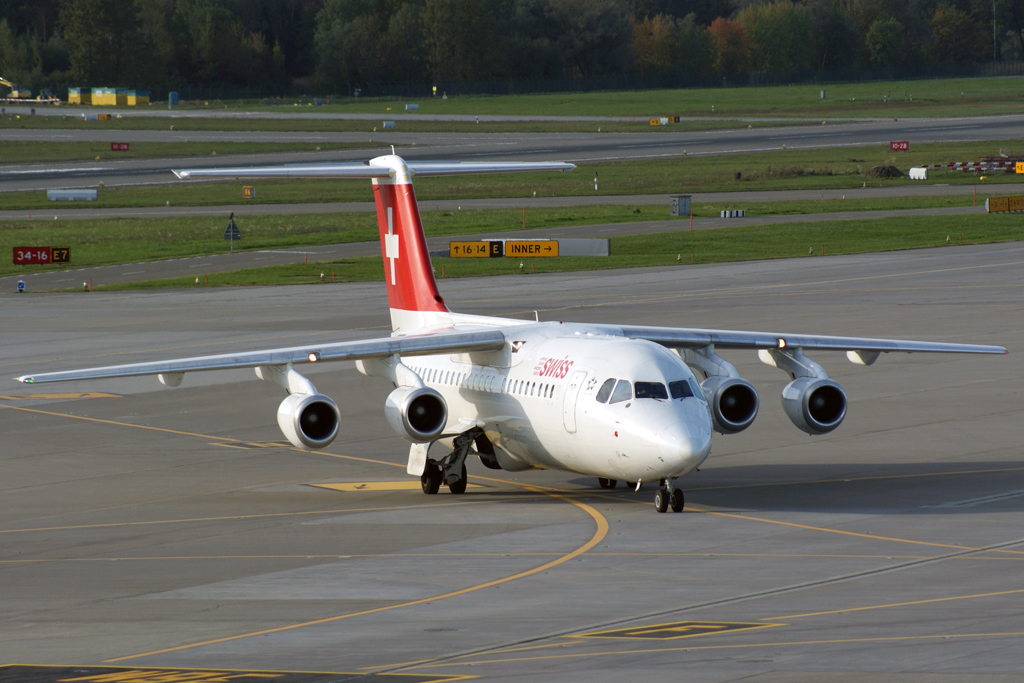 swiss_lx_arj100_miha_znidar.jpg