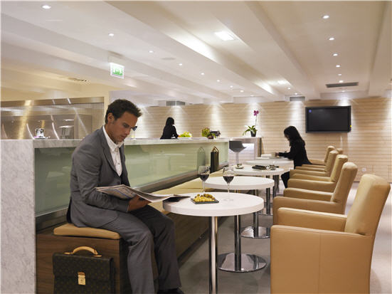 star_alliance_lounge_paris1.jpg